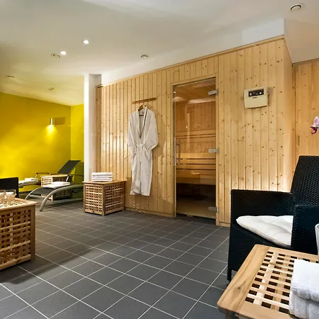 Tryp By Wyndham Frankfurt-3