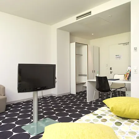 Tryp By Wyndham Frankfurt-2